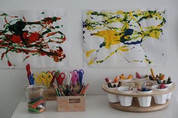 Wir bieten Raum und Material zum kreativen Gestalten. 
 Jeder Mensch ist ein K�nstler. J. Beuys